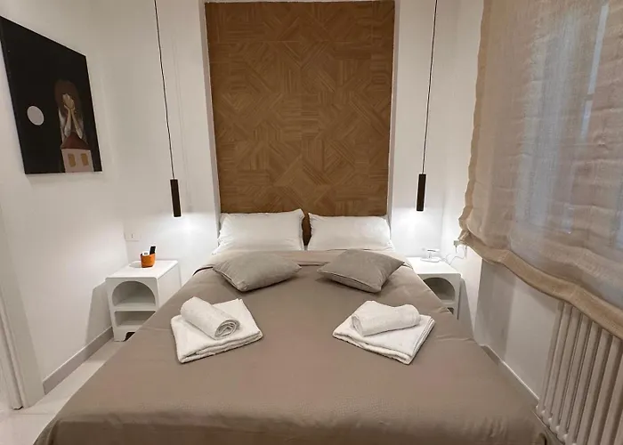 Rdhomes Falvo, Vomero